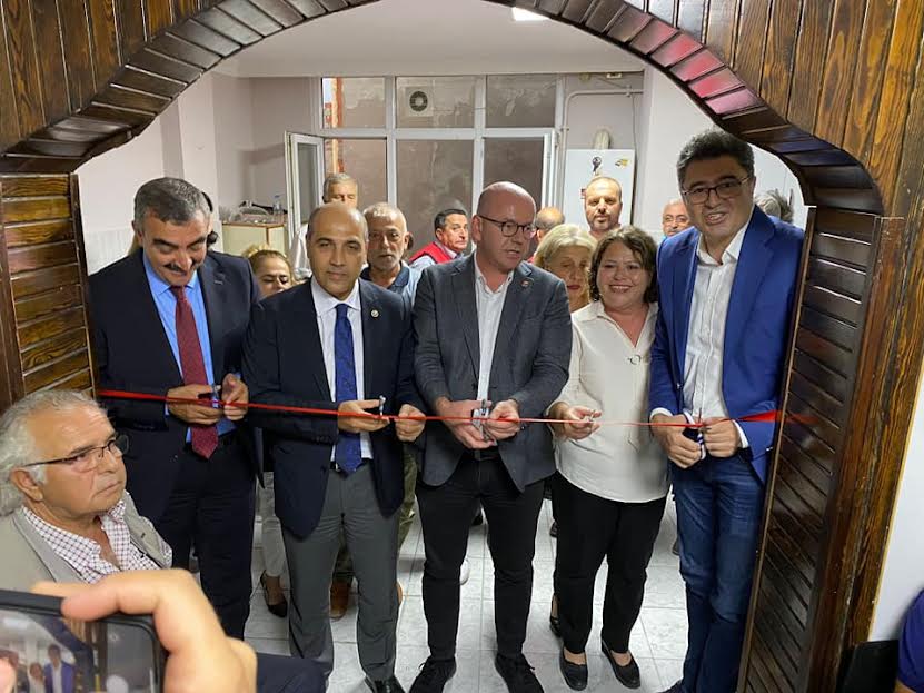 CHP KARESİ'DEN ÇOK AMAÇLI SALON