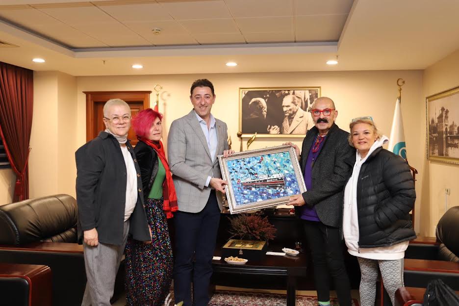 CEMİL İPEKÇİ'NİN YENİ KOLEKSİYONUNUN HAZIRLIĞI  BANDIRMA'DA 