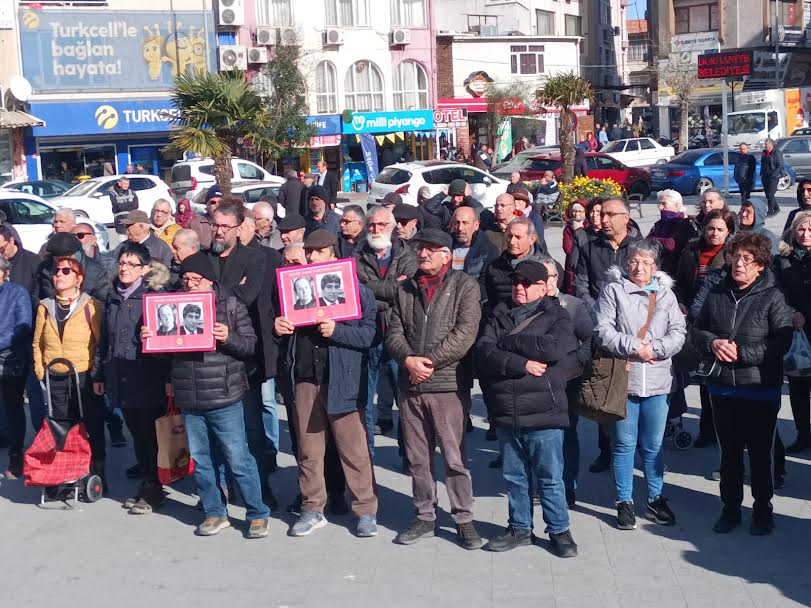 BURHANİYE'DE BASIN EMEKÇİLERİ ANILDILAR