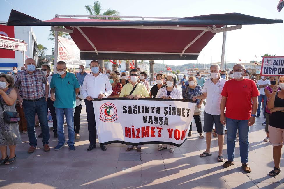 AYVALIK’TA TEPKİLER BÜYÜYOR!