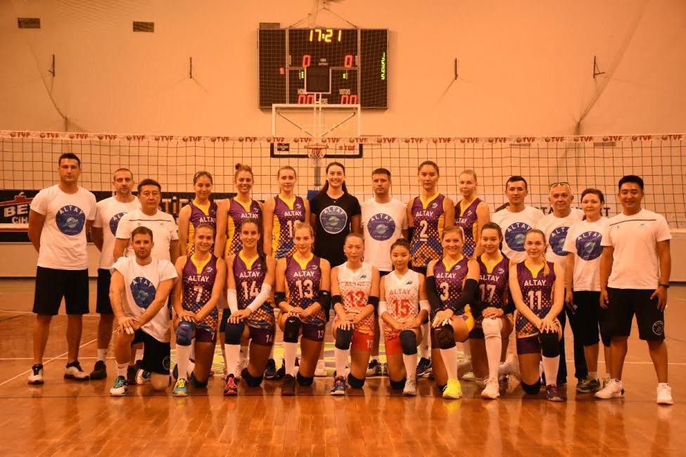 Edremit Voleybolun süperlerini ağırlıyor