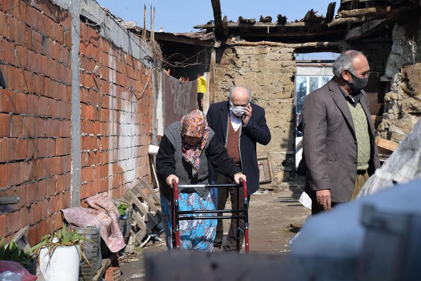 ALTIEYLÜL BELEDİYESİ TÜM İMKÂNLARINI SEFERBER ETTİ