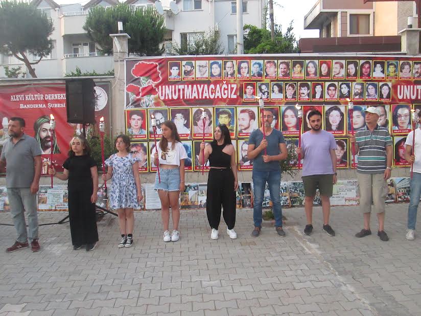SİVAS KATLİAMINA BANDIRMA'DA DUYGULU ANMA