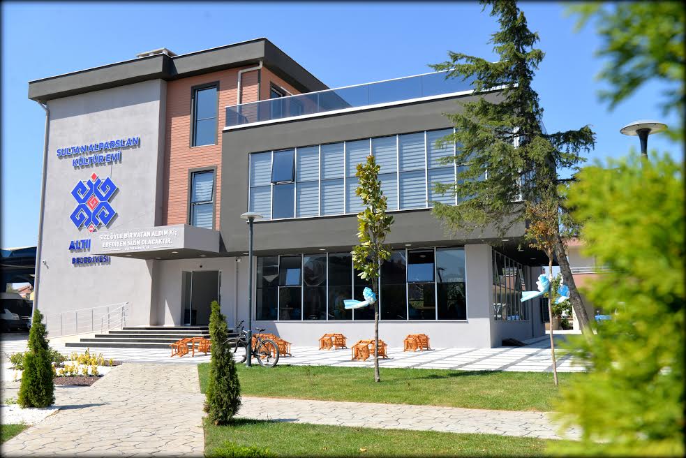 ALTIEYLÜL BELEDİYESİ'NDEN GELECEĞE YATIRIM
