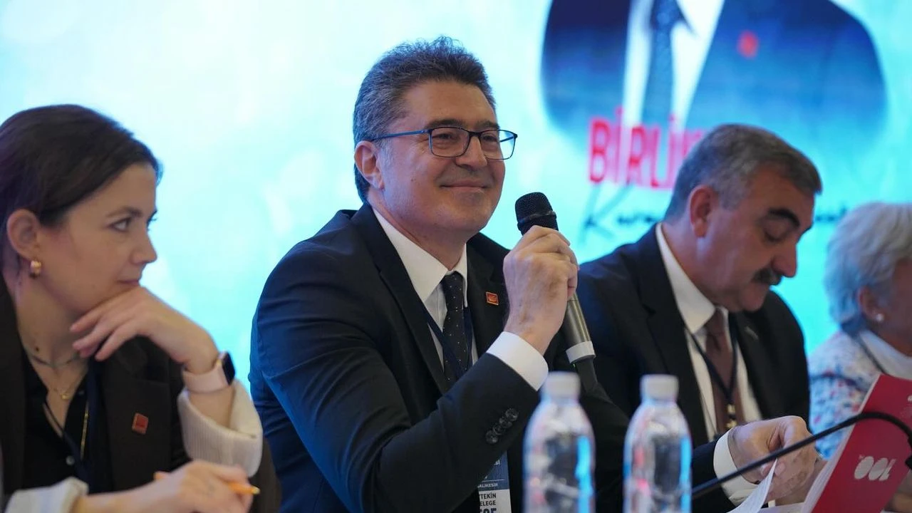 CHP’de MYK Yenilendi, Ensar Aytekin Gücünü Pekiştirdi