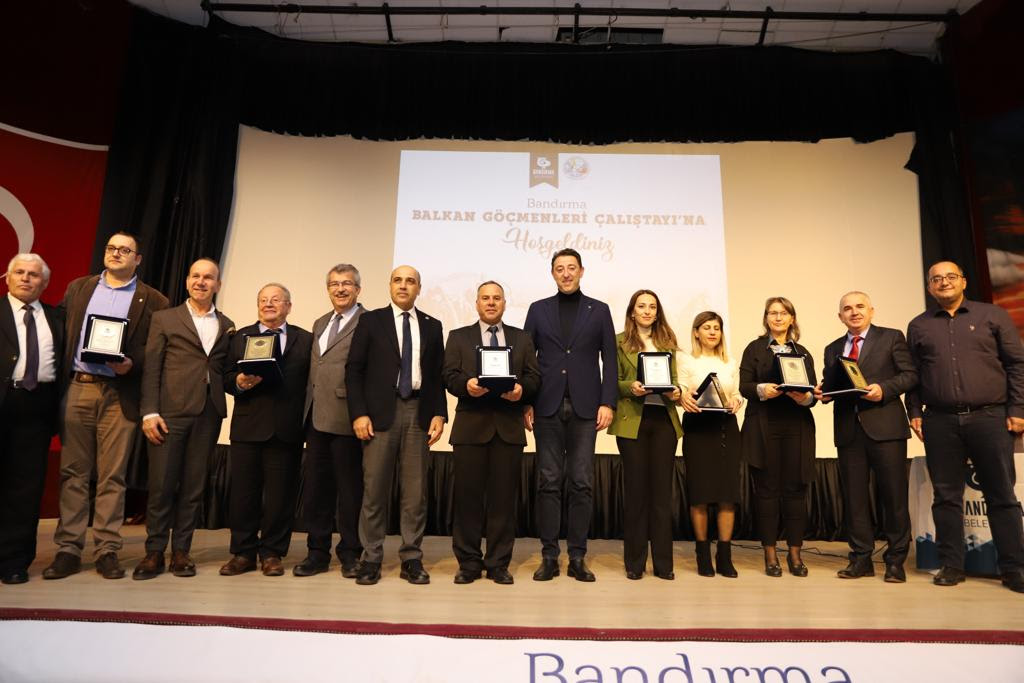 BALKAN GÖÇMENLERİ BANDIRMA BELEDİYESİ'NİN ÇALIŞTAYINDA BULUŞTU
