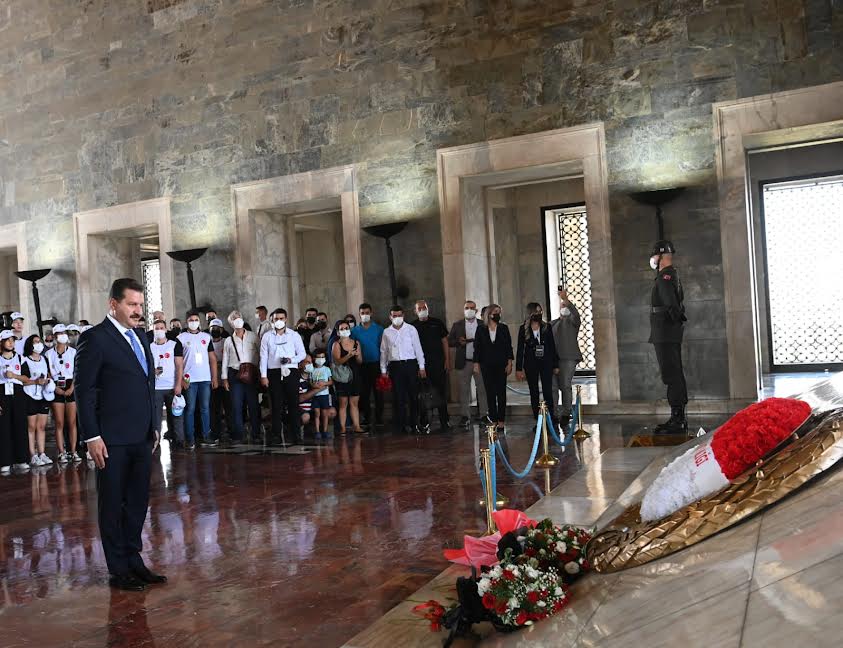 Başkan Yılmaz’dan Anıtkabir ziyareti