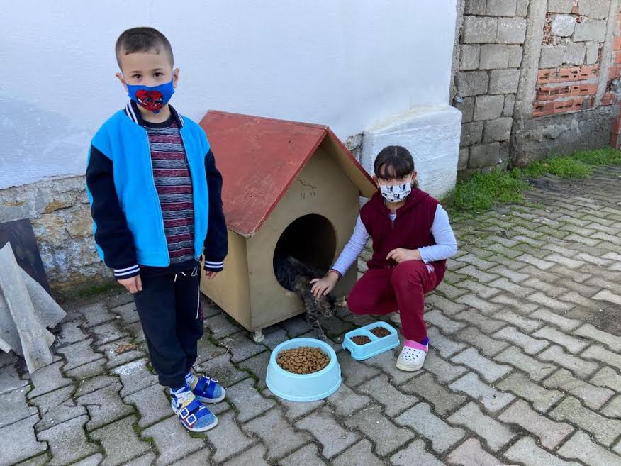 KÜÇÜK YAREN KULÜBESİNE KAVUŞTU