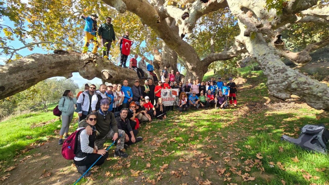 Atamızın İzinde: BALDAK’tan Gömeç’te Anlamlı Anma Yürüyüşü