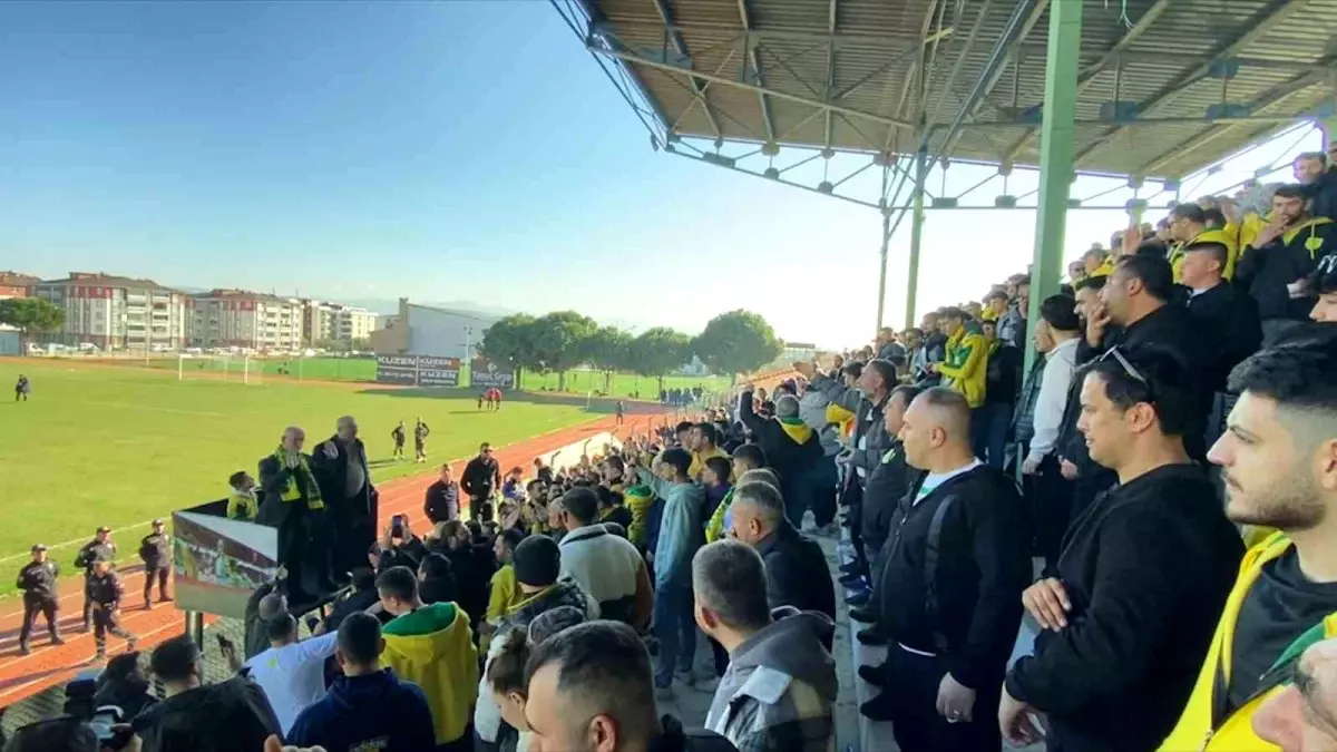 CHP’li Serkan Sarı’ya Edremit’te protesto!