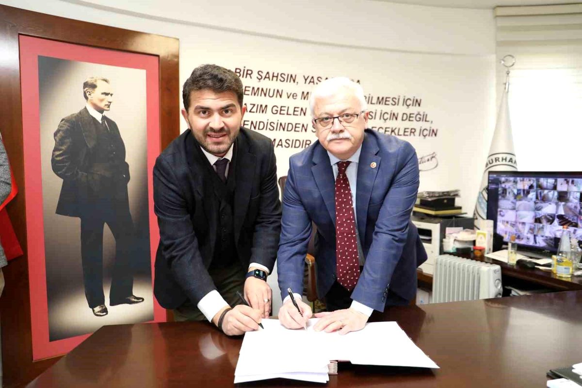 BURHANİYE BELEDİYESİ MEMUR MAAŞLARINA İYİLEŞTİRME YAPTI