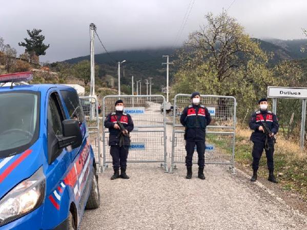 Burhaniye'de bir mahalle karantinaya alındı