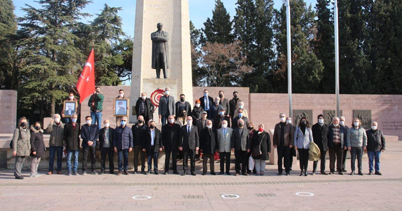 CHP'DEN, İSMET İNÖNÜ'YÜ ANMA