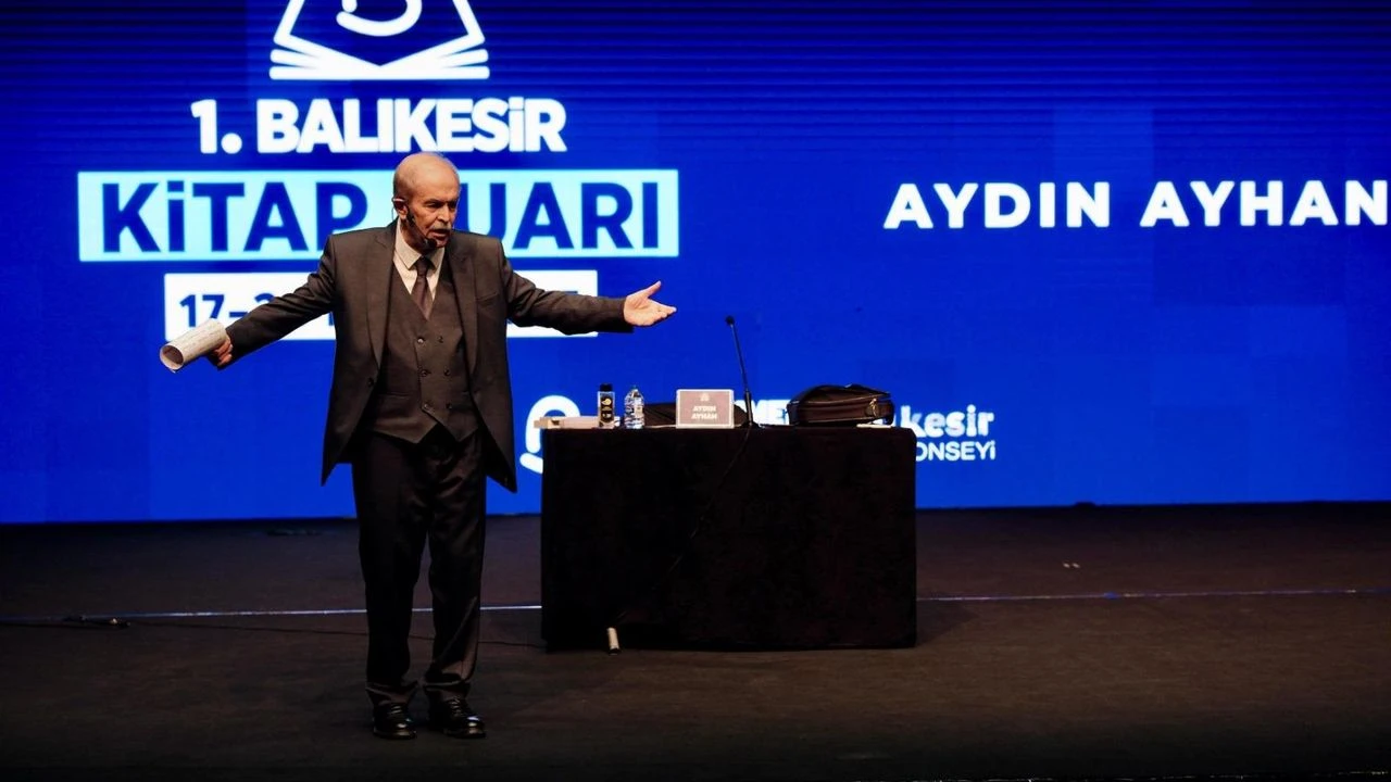 Tarihçi Aydın Ayhan: İki kitabımı okusalar Balıkesir'e İstiklal Madalyası'nı hemen verirler