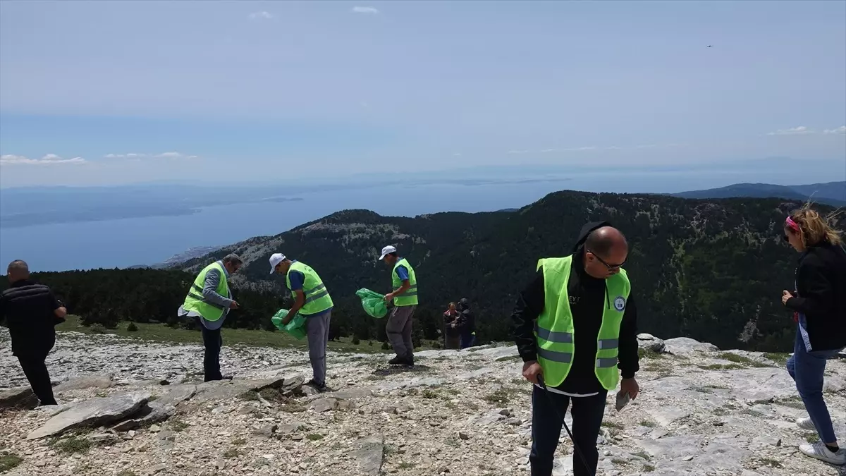 KAZDAĞLARI'NDA ÇEVRE TEMİZLİĞİ