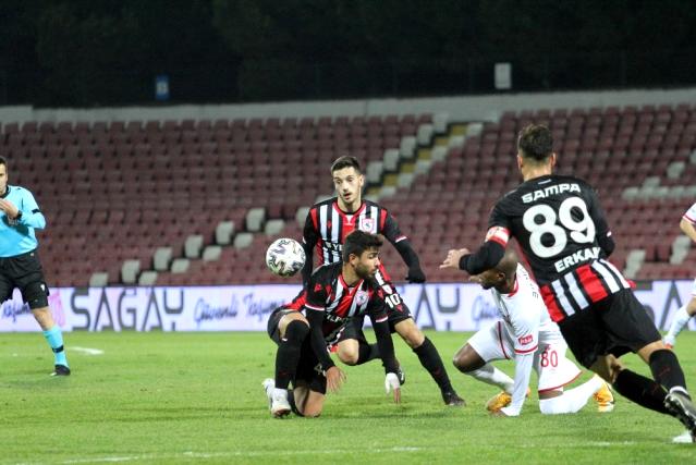 Balıkesirspor: 1 Yılport Samsunspor: 3